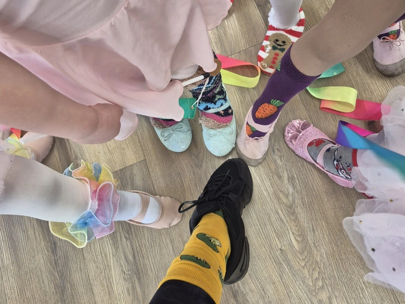 summer-camps-toronto-dance-class